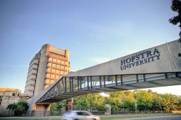 Into Hofstra Long Island Pedestrian Bridge On Campus 41809