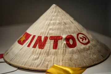 Vietnam 06444