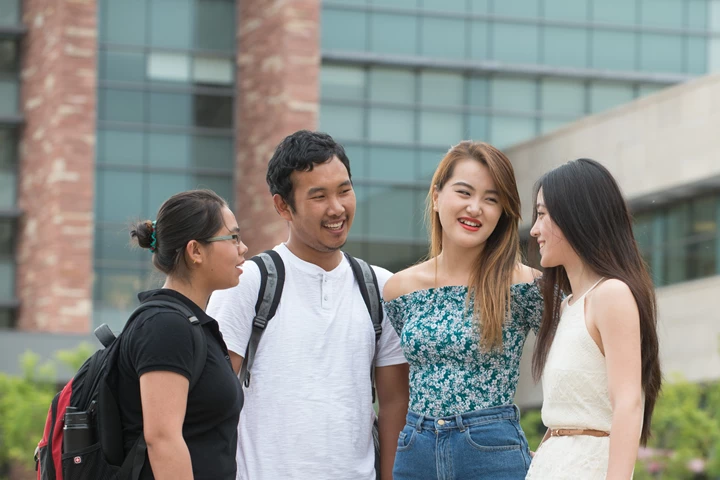 INTO CSU Group Of Student On Campus 3 28536 (1)